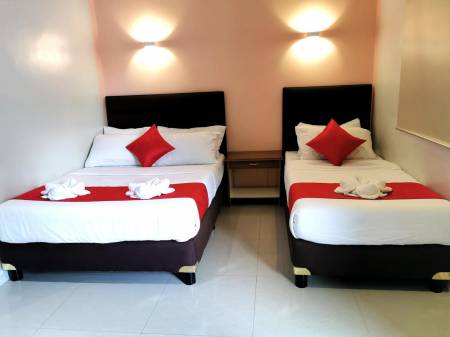 Charms Hotel4